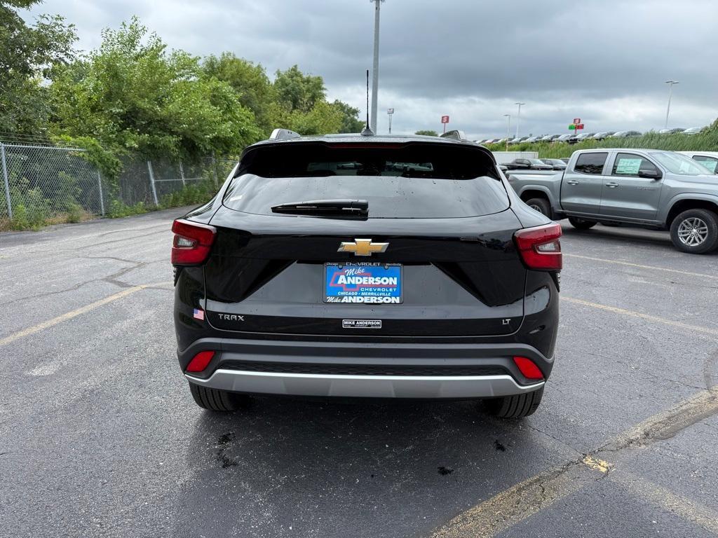 new 2025 Chevrolet Trax car, priced at $24,335