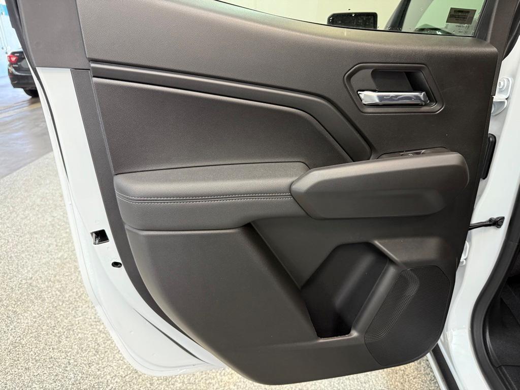 new 2025 Chevrolet Colorado car, priced at $35,995
