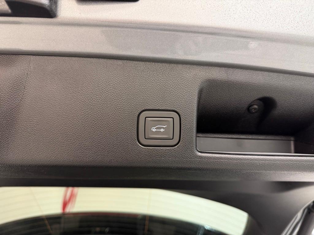 new 2025 Chevrolet Equinox EV car, priced at $40,495