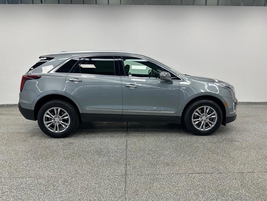 used 2023 Cadillac XT5 car, priced at $30,500