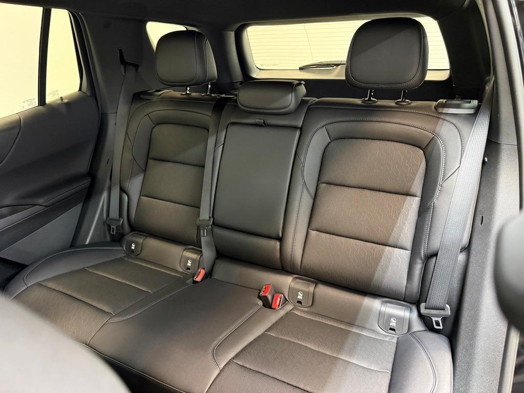 new 2026 Chevrolet Equinox car, priced at $32,250