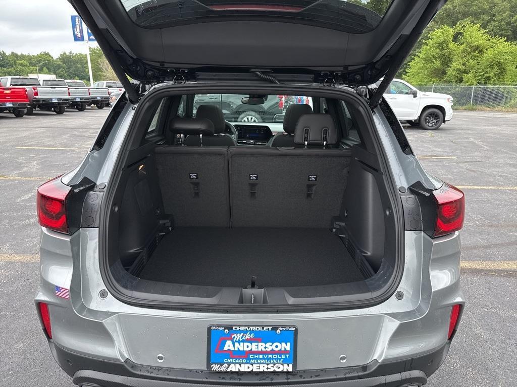 new 2025 Chevrolet TrailBlazer car, priced at $33,595