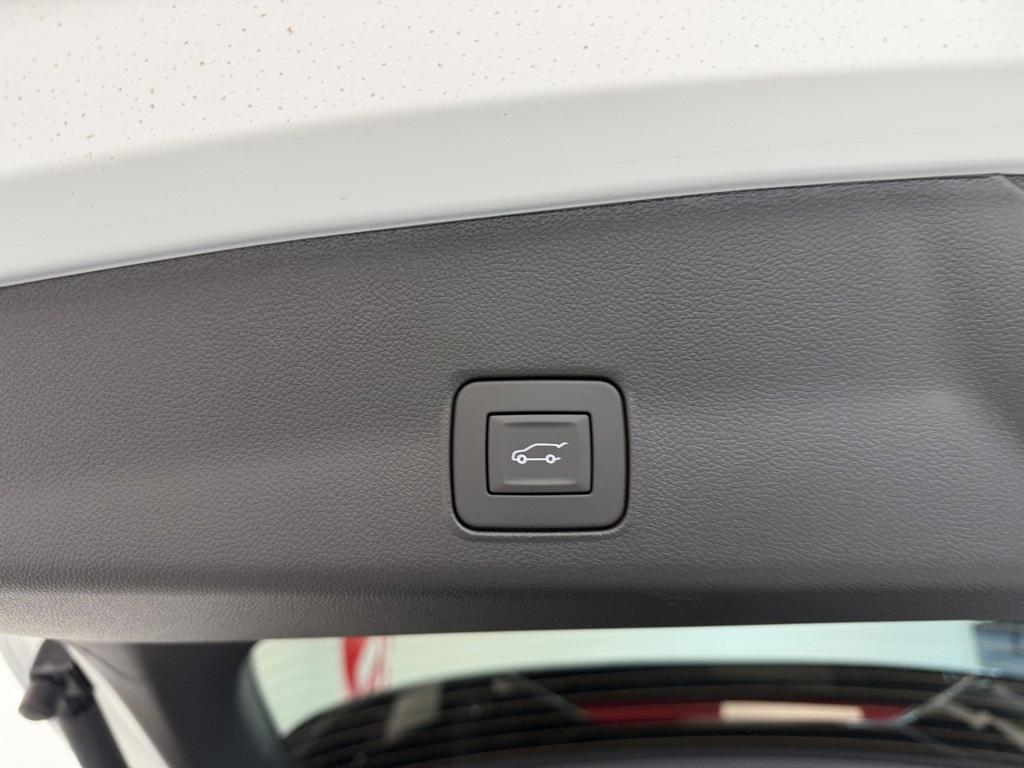 new 2025 Chevrolet TrailBlazer car, priced at $28,995
