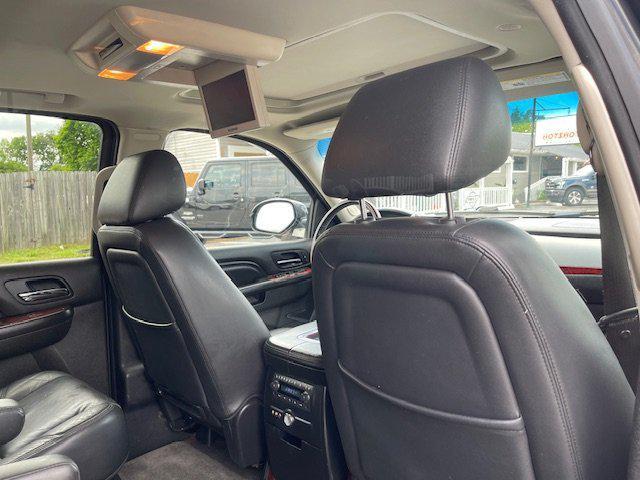 used 2012 Cadillac Escalade car, priced at $13,995