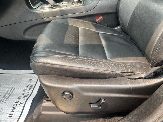 used 2019 Jeep Grand Cherokee car, priced at $17,995
