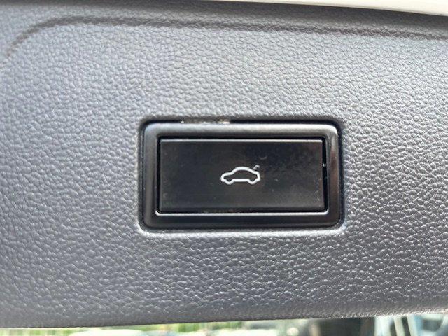 used 2019 Volkswagen Atlas car, priced at $20,995