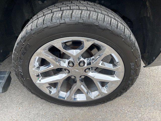 used 2017 Cadillac Escalade car, priced at $23,995