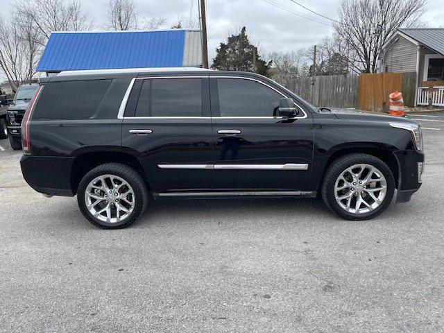 used 2017 Cadillac Escalade car, priced at $23,995