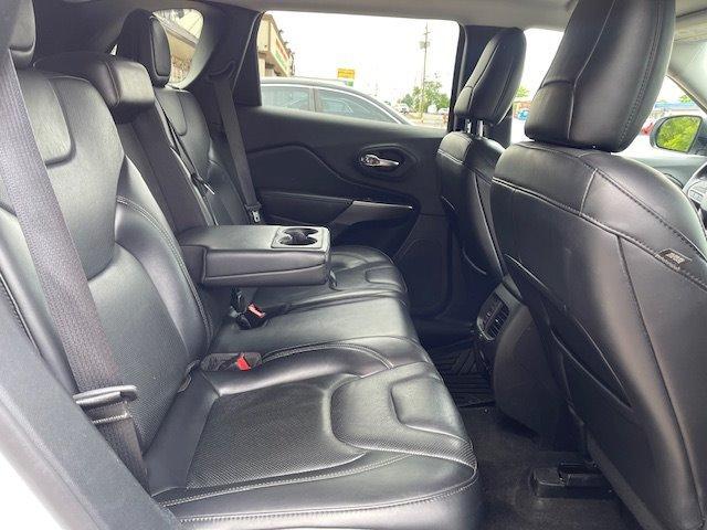 used 2020 Jeep Cherokee car, priced at $11,995