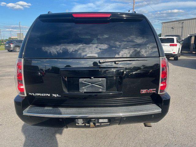used 2014 GMC Yukon XL car, priced at $11,995