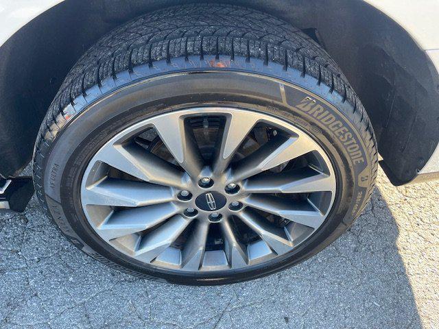 used 2019 Lincoln Navigator L car, priced at $23,995