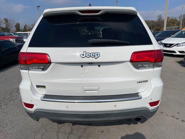 used 2015 Jeep Grand Cherokee car, priced at $13,995