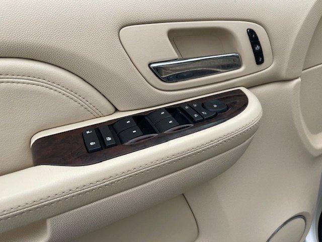 used 2007 Cadillac Escalade car, priced at $15,995
