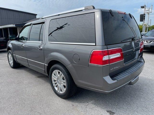 used 2013 Lincoln Navigator car, priced at $12,995