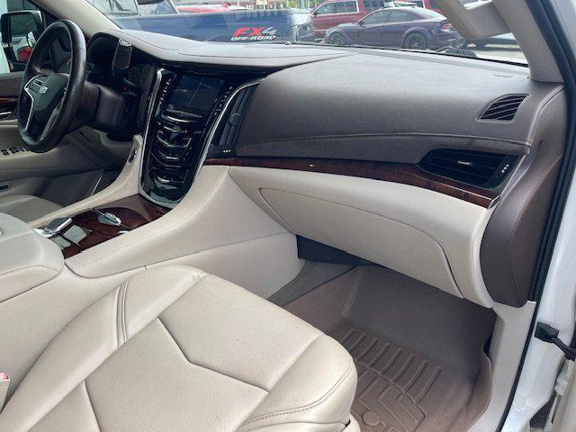 used 2015 Cadillac Escalade car, priced at $23,995
