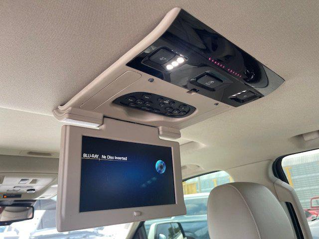 used 2015 Cadillac Escalade car, priced at $23,995