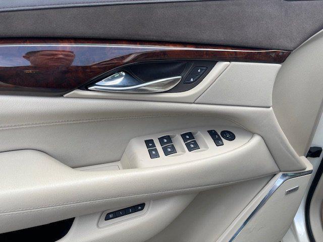 used 2015 Cadillac Escalade car, priced at $23,995