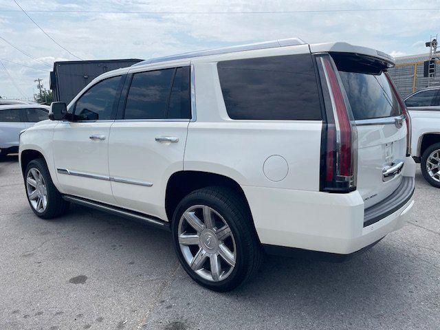 used 2015 Cadillac Escalade car, priced at $23,995