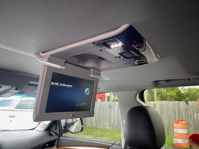 used 2015 Cadillac Escalade car, priced at $18,995