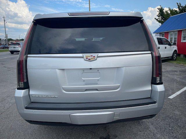used 2015 Cadillac Escalade car, priced at $18,995