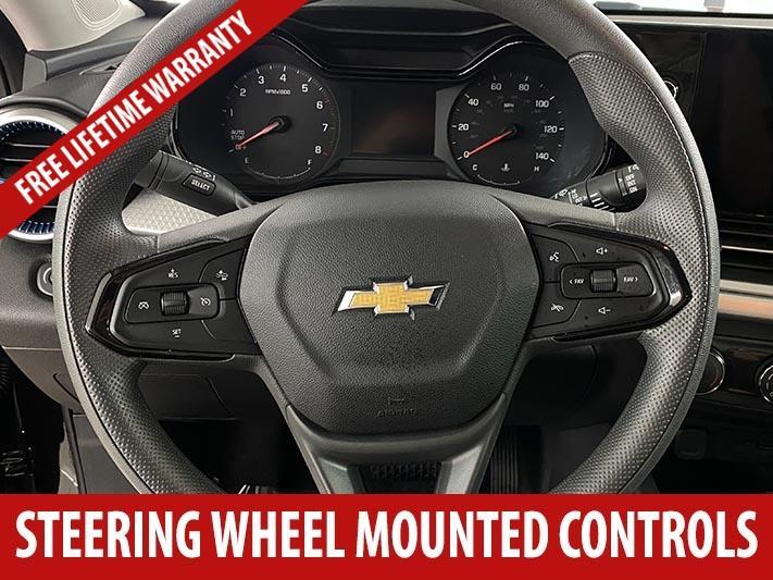 used 2025 Chevrolet Trax car, priced at $20,988