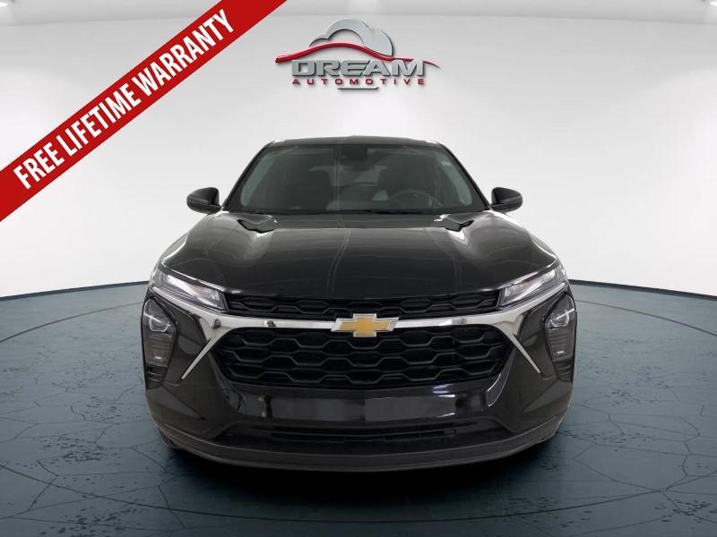 used 2025 Chevrolet Trax car, priced at $20,988