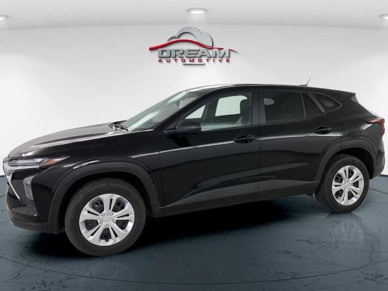 used 2025 Chevrolet Trax car, priced at $22,985