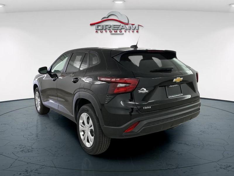 used 2025 Chevrolet Trax car, priced at $22,985