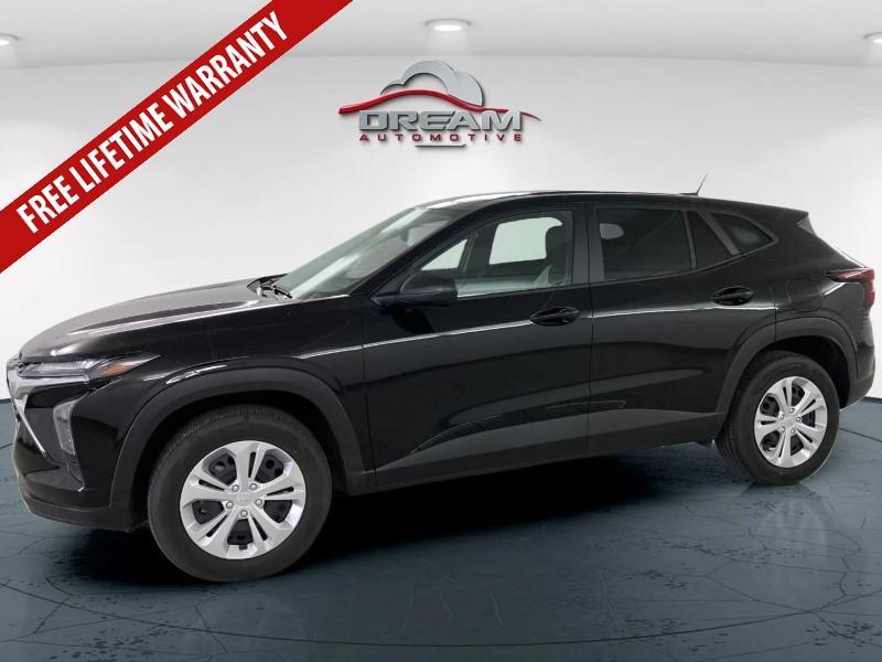 used 2025 Chevrolet Trax car, priced at $20,988