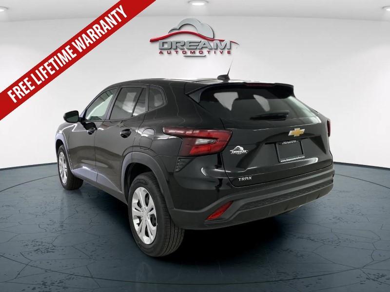 used 2025 Chevrolet Trax car, priced at $20,988