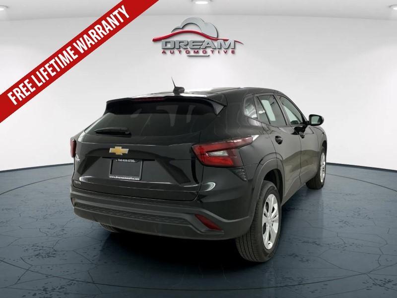 used 2025 Chevrolet Trax car, priced at $20,988