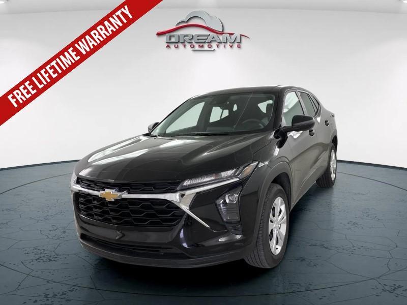 used 2025 Chevrolet Trax car, priced at $20,988