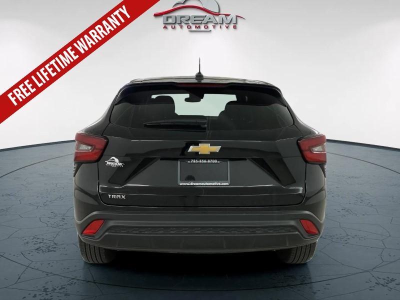 used 2025 Chevrolet Trax car, priced at $20,988