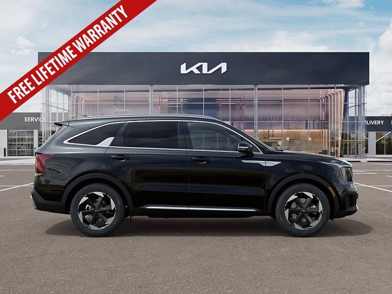 new 2025 Kia Sorento Hybrid car, priced at $39,565