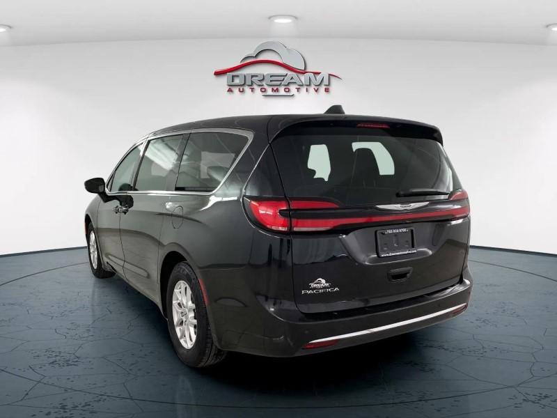 used 2023 Chrysler Pacifica car, priced at $21,781