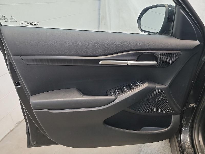 used 2024 Kia Seltos car, priced at $23,195