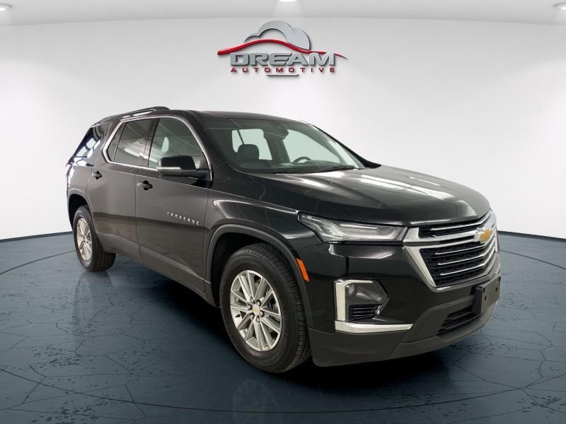 used 2022 Chevrolet Traverse car, priced at $30,800