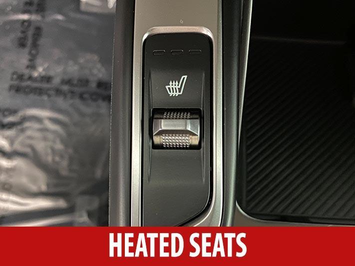 used 2025 Kia Sorento Hybrid car, priced at $38,995