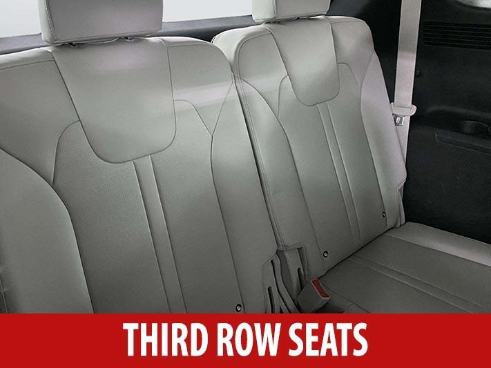 used 2025 Kia Sorento Hybrid car, priced at $38,995