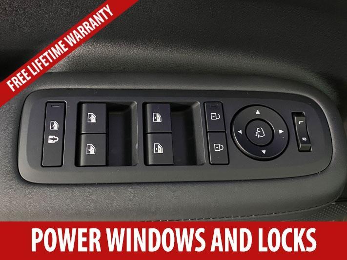 used 2025 Hyundai Santa Fe car, priced at $39,001