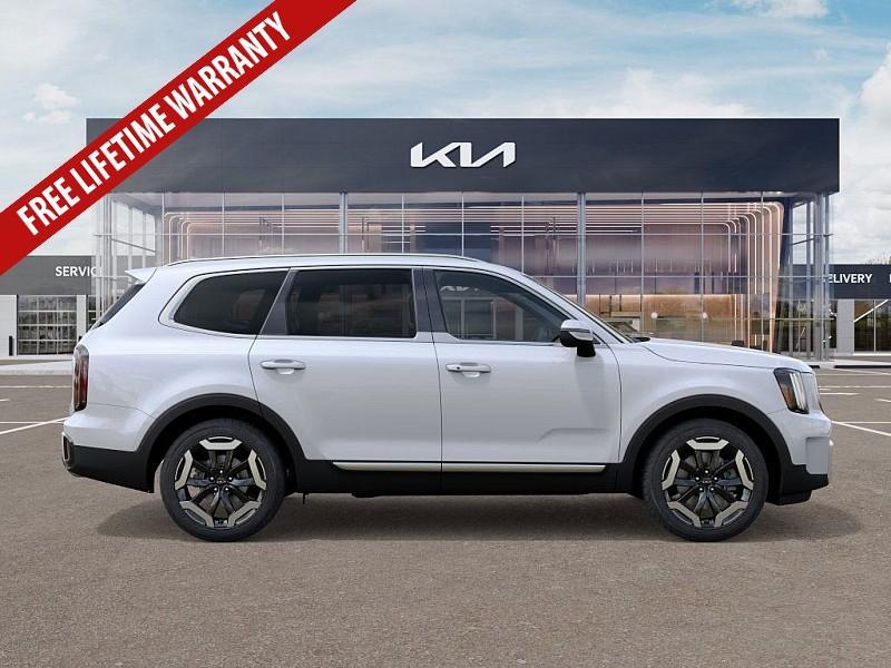 new 2025 Kia Telluride car, priced at $40,604
