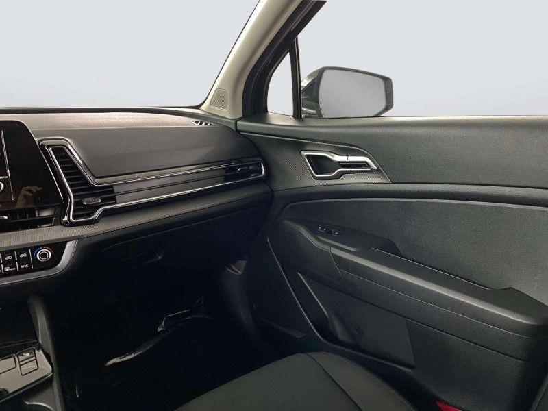 used 2025 Kia Sportage Hybrid car, priced at $26,755