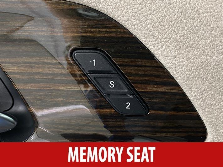 used 2023 Chrysler Pacifica car, priced at $27,462