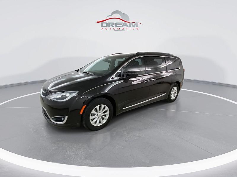 used 2018 Chrysler Pacifica car, priced at $17,250