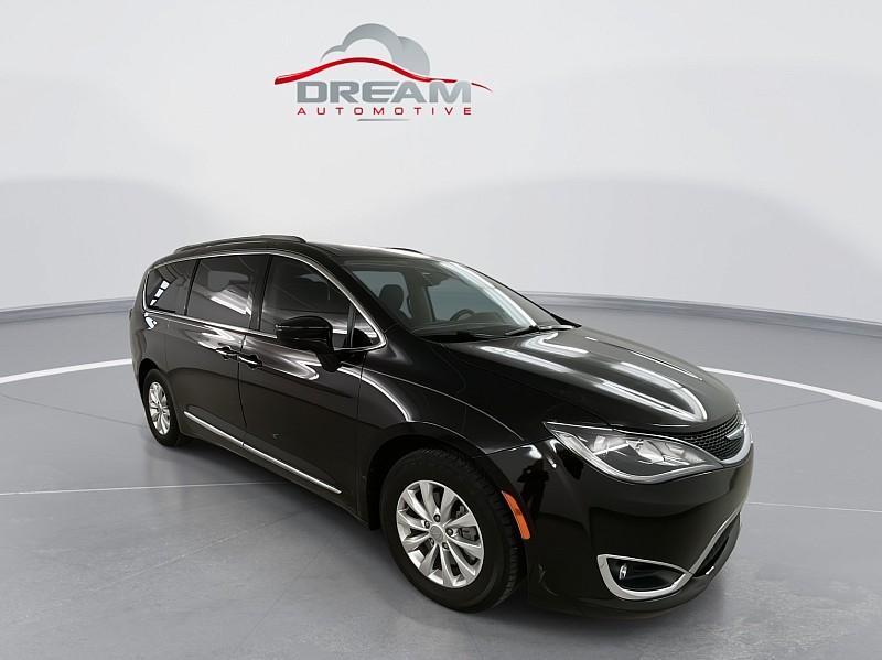 used 2018 Chrysler Pacifica car, priced at $17,250