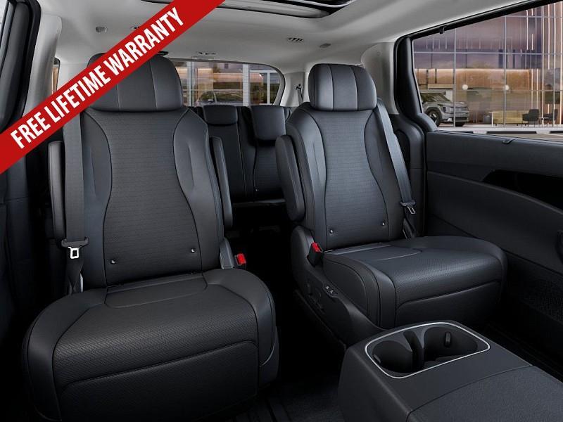 new 2026 Kia Carnival Hybrid car, priced at $53,162