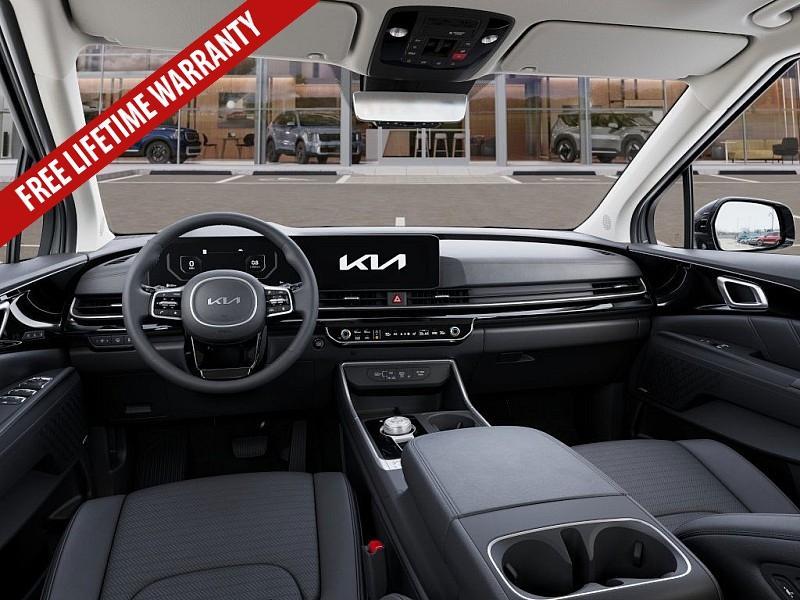 new 2026 Kia Carnival Hybrid car, priced at $53,162