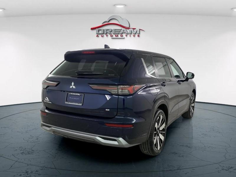 new 2025 Mitsubishi Outlander car