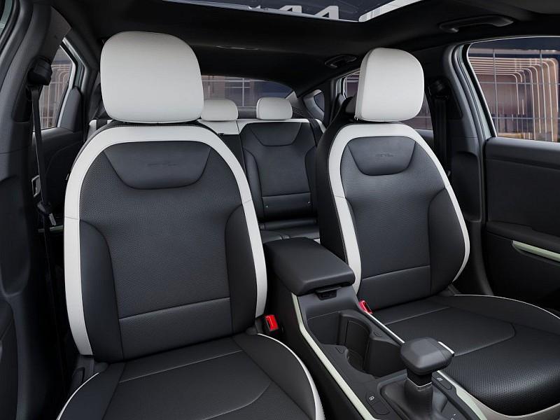 new 2025 Kia K4 car, priced at $27,802