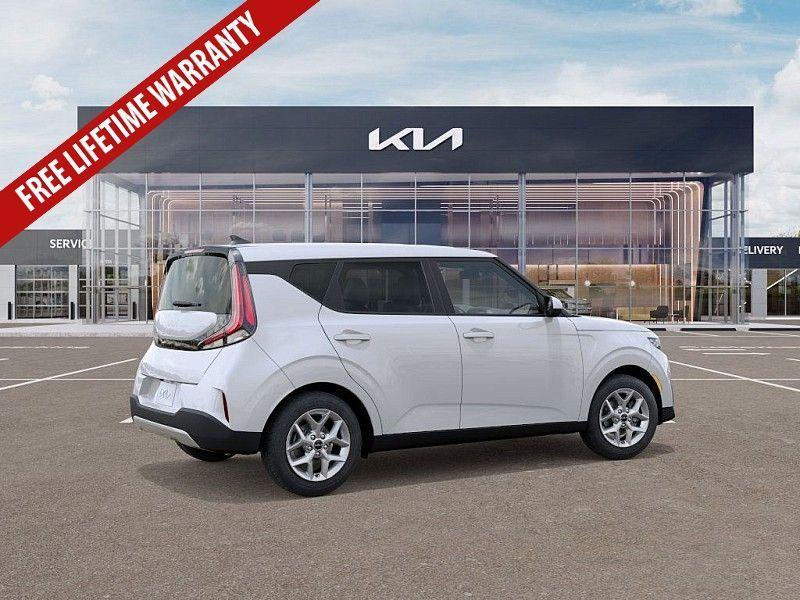 new 2025 Kia Soul car, priced at $20,673